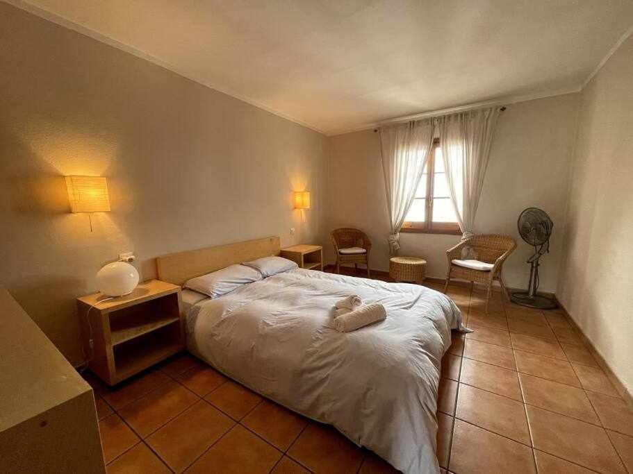 Apartamento con piscina y junto a la playa- GALDANA. Cala'N Blanes  Exterior foto